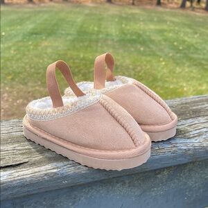 Cozy Tan Kids Slippers Faux Suede Fur Slides Clogs